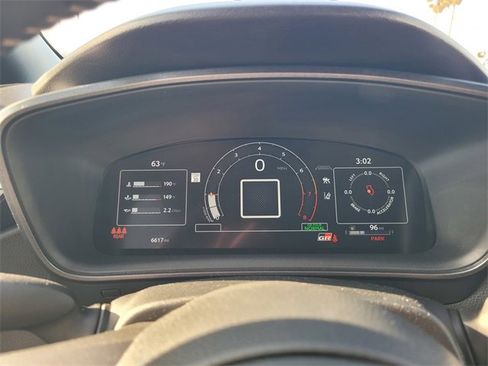 Used 2025 Toyota Corolla Premium image 29