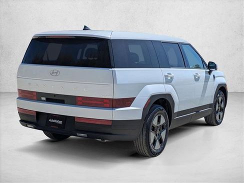 New 2026 Hyundai Santa Fe SE FWD image 5