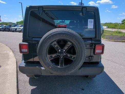 Certified 2022 Jeep Wrangler Unlimited Sport AWD/4WD image 29