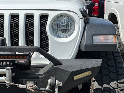Used 2021 Jeep Wrangler Sport AWD/4WD image 10