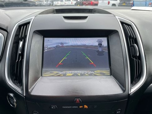 Used 2020 Ford Edge Titanium w/ Equipment Group 301A image 26