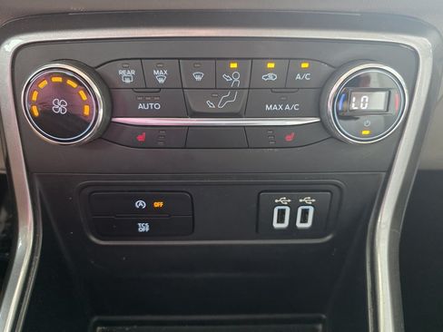 Used 2019 Ford EcoSport SE w/ SE Convenience Package FWD image 29