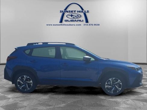 New 2025 Subaru Crosstrek 2.5i Premium image 2