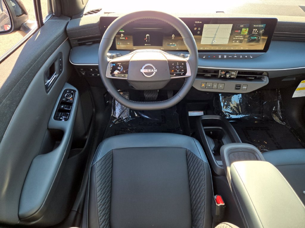 New 2026 Nissan Leaf Platinum+ w/ Cargo Package (Platinum+) FWD image 9