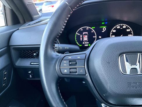 Used 2025 Honda CR-V Sport-L image 23