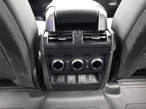 Used 2023 Land Rover Defender 130 SE AWD/4WD image 37