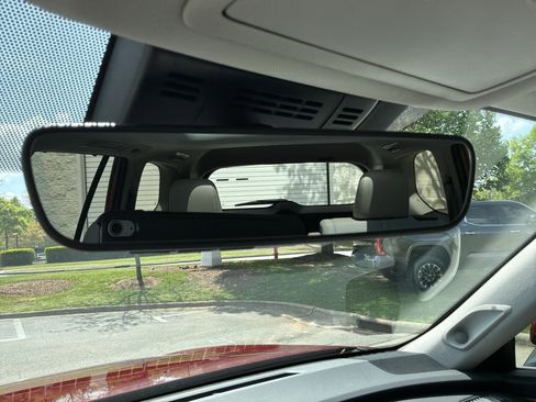 Used 2025 Toyota Grand Highlander FWD image 27