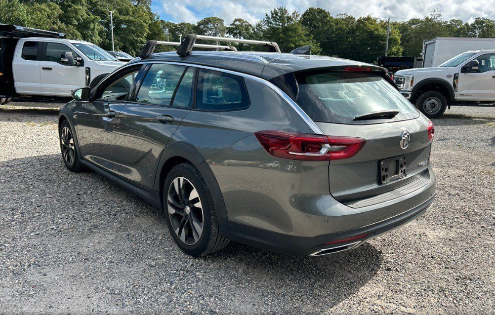 Used 2019 Buick Regal Essence w/ Driver Confidence Package I AWD/4WD image 13