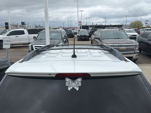 Used 2014 GMC Terrain SLE AWD/4WD image 3