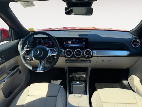 Certified 2026 Mercedes-Benz GLB 250 4MATIC image 15