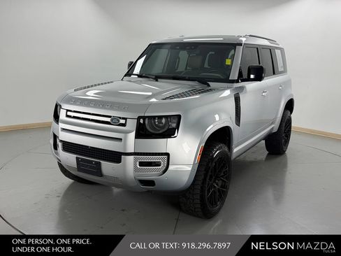 Used 2022 Land Rover Defender 110 XS Edition AWD/4WD image 1