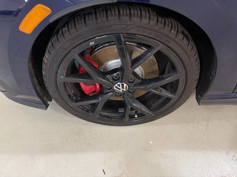 Certified 2024 Volkswagen GTI Autobahn image 11