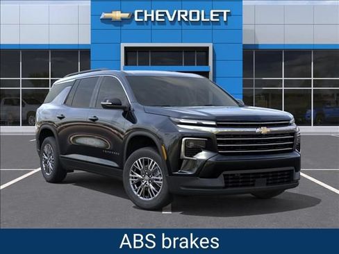 New 2027 Chevrolet Traverse LT w/ Driver Confidence Package FWD image 8