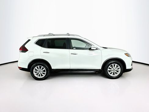 Used 2019 Nissan Rogue SV FWD image 10
