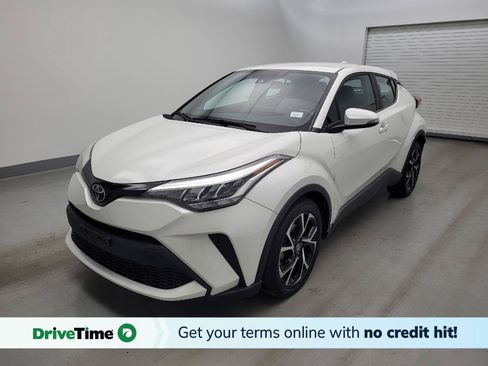 Used 2020 Toyota C-HR XLE FWD image 1