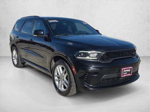Used 2024 Dodge Durango GT image 3