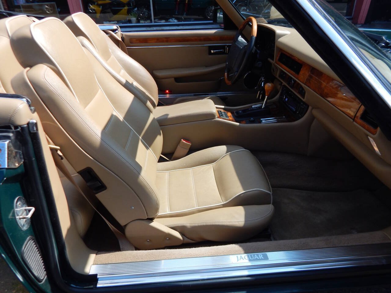 Used 1996 Jaguar XJS 4.0 Convertible RWD image 19