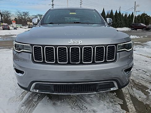 Certified 2020 Jeep Grand Cherokee Limited w/ Premium Lighting Group image 9