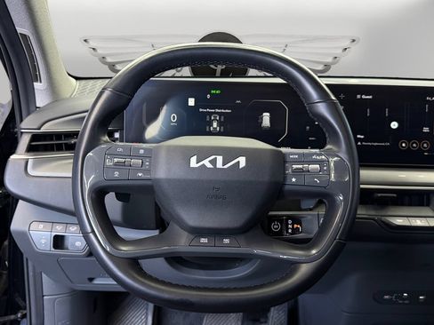 Used 2024 Kia EV9 Wind AWD/4WD image 12