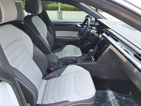 Used 2023 Volkswagen Arteon SEL AWD/4WD image 10