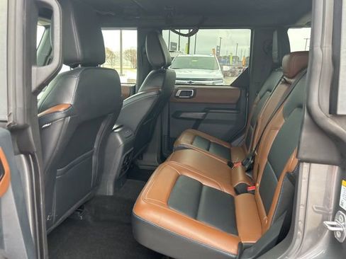 Used 2024 Ford Bronco Outer Banks image 29