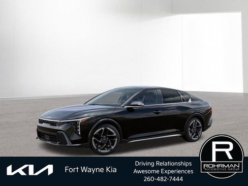 New 2026 Kia K4 GT-Line image 3