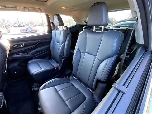 Certified 2023 Subaru Ascent Limited w/ Technology Package image 29