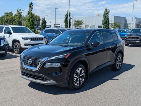 Used 2023 Nissan Rogue SV AWD/4WD image 10