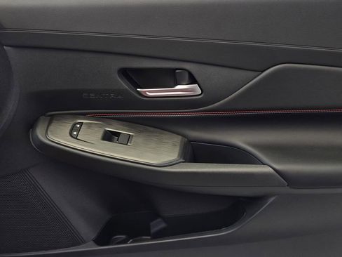 New 2026 Nissan Sentra SR w/ Floor Mat Package FWD image 8