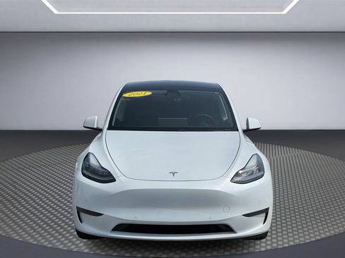 Used 2021 Tesla Model Y Long Range AWD/4WD image 2