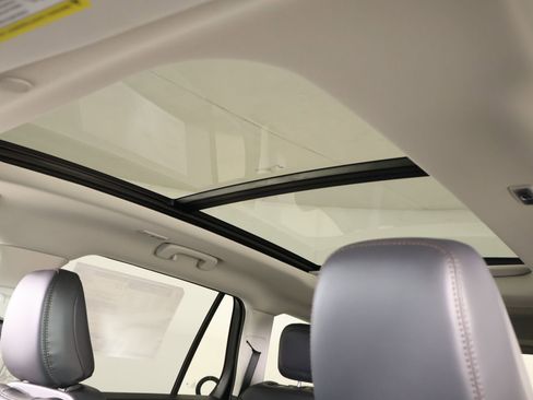 New 2026 Lincoln Aviator AWD image 16