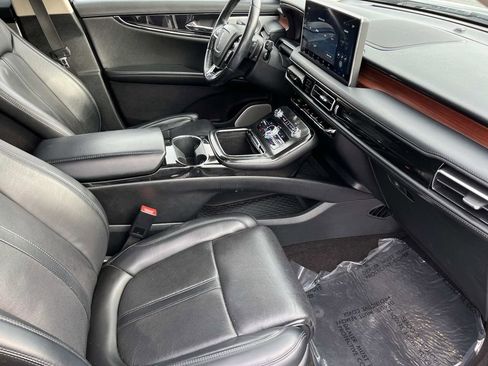 Used 2021 Lincoln Nautilus Reserve w/ Equipment Group 202A image 22