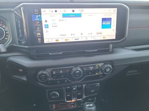 New 2025 Jeep Wrangler Unlimited Rubicon w/ Convenience Group image 12