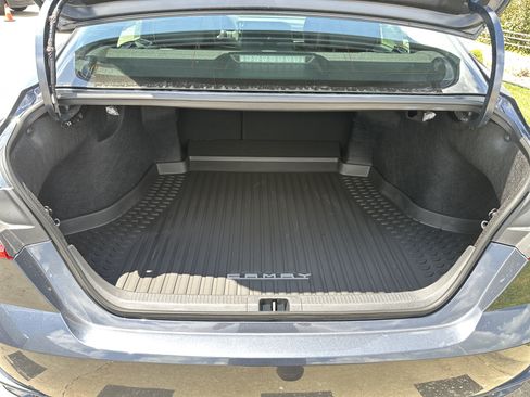 Used 2026 Toyota Camry XSE FWD image 30