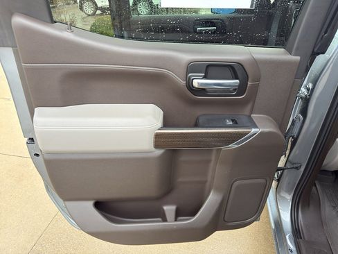 Used 2020 Chevrolet Silverado 1500 LT w/ All-Star Edition image 13