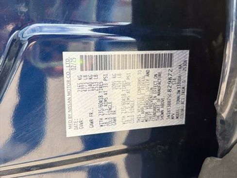 Used 2025 Nissan Rogue SV AWD/4WD image 10