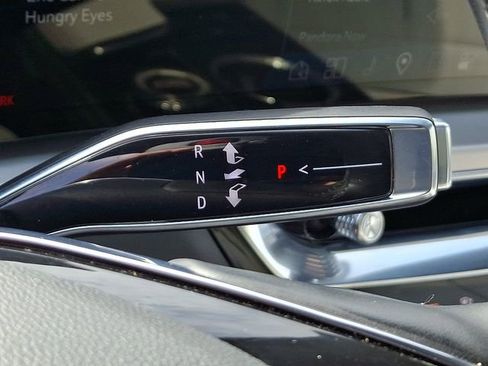 Used 2024 Cadillac Lyriq Luxury image 12