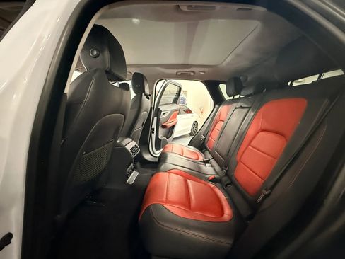 Used 2020 Jaguar F-PACE Checkered Flag AWD/4WD image 12