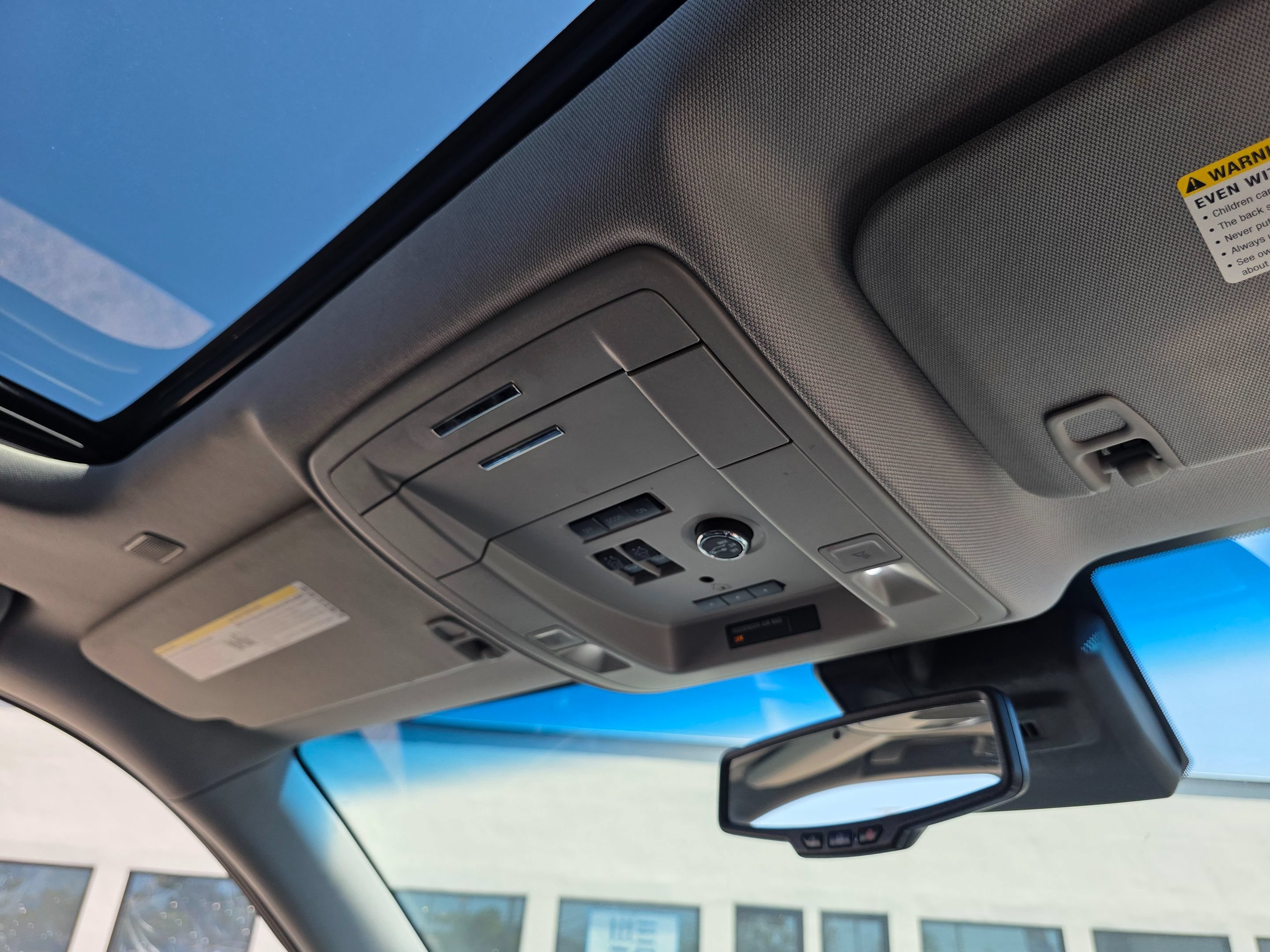 Used 2018 GMC Yukon SLT w/ Open Road Package RWD image 15