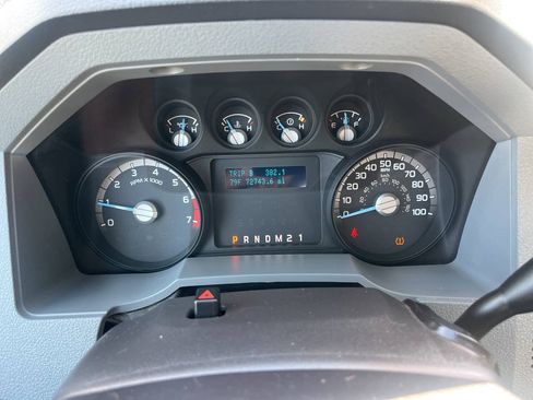 Used 2016 Ford F250 XL w/ Power Equipment Group AWD/4WD image 18