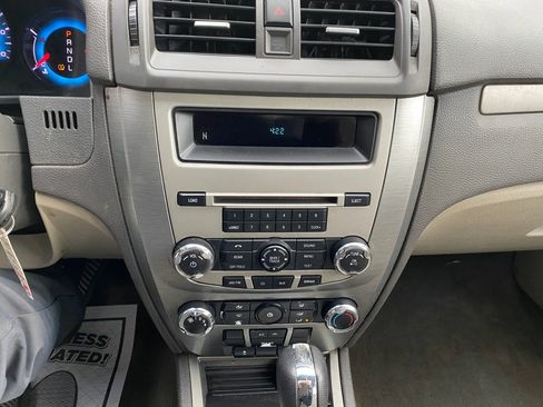 Used 2010 Ford Fusion SE image 17