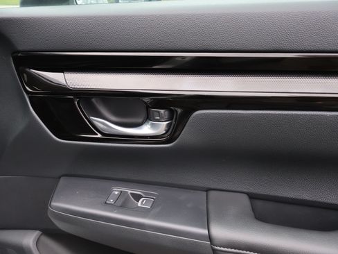 Used 2025 Honda CR-V EX-L image 8