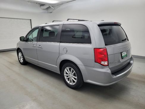 Used 2020 Dodge Grand Caravan SXT FWD image 3