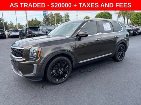 Used 2022 Kia Telluride SX w/ Towing Package FWD image 3