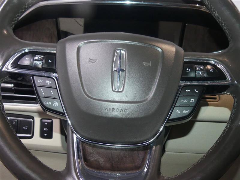 Used 2018 Lincoln Navigator Reserve w/ Technology Package AWD/4WD image 31