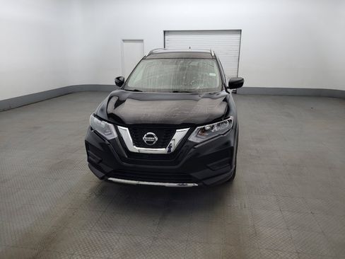 Used 2017 Nissan Rogue SV AWD/4WD image 15