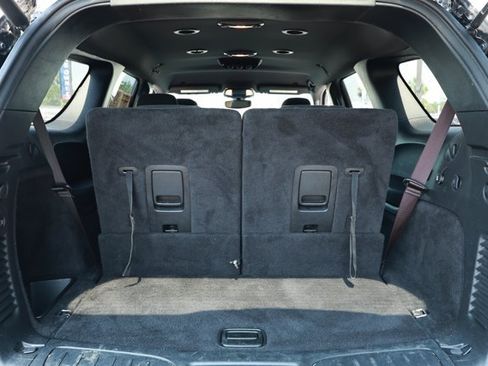 Used 2022 Dodge Durango GT w/ Blacktop Package AWD/4WD image 10