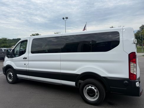 Used 2024 Ford Transit 350 XL RWD image 6