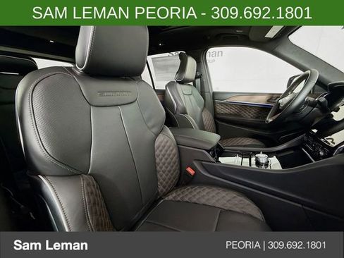 New 2025 Jeep Grand Cherokee Summit w/ Obsidian Package image 29