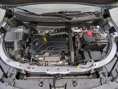 Used 2025 Chevrolet Equinox LT image 23